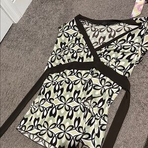 BCX Brown and Cream Floral Top